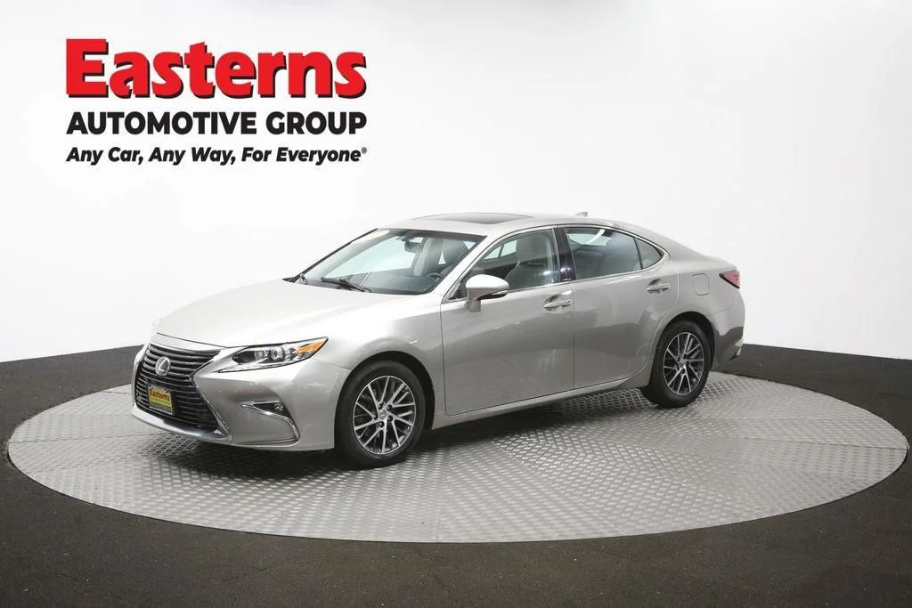 Used 2016 Silver Lexus 350 image 60