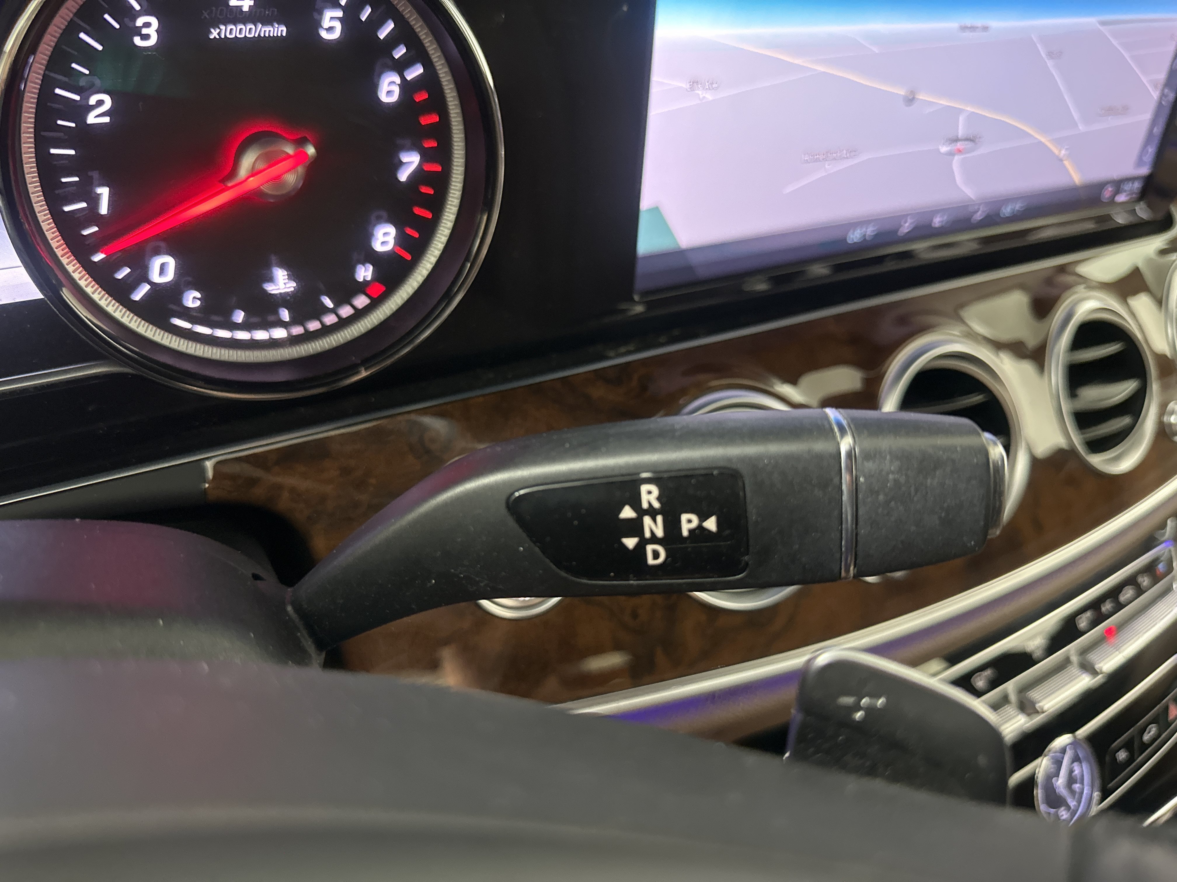 Used 2018  Mercedes-Benz E 400 image 19