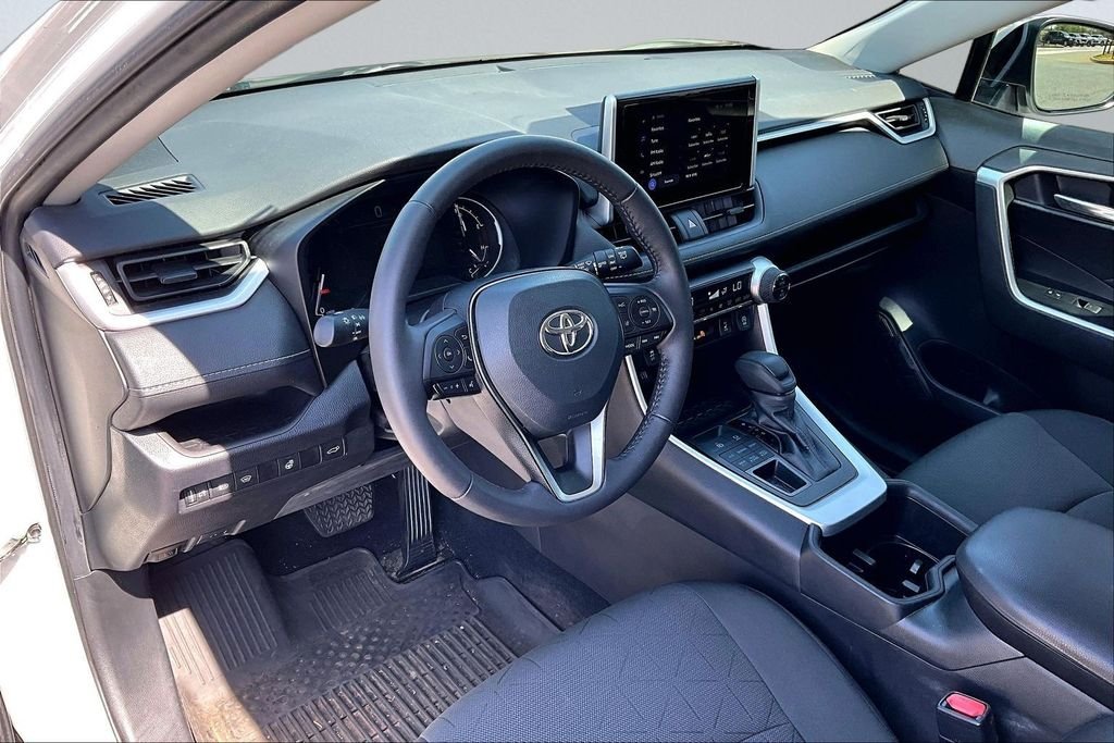 Used 2023 White Toyota XLE image 11