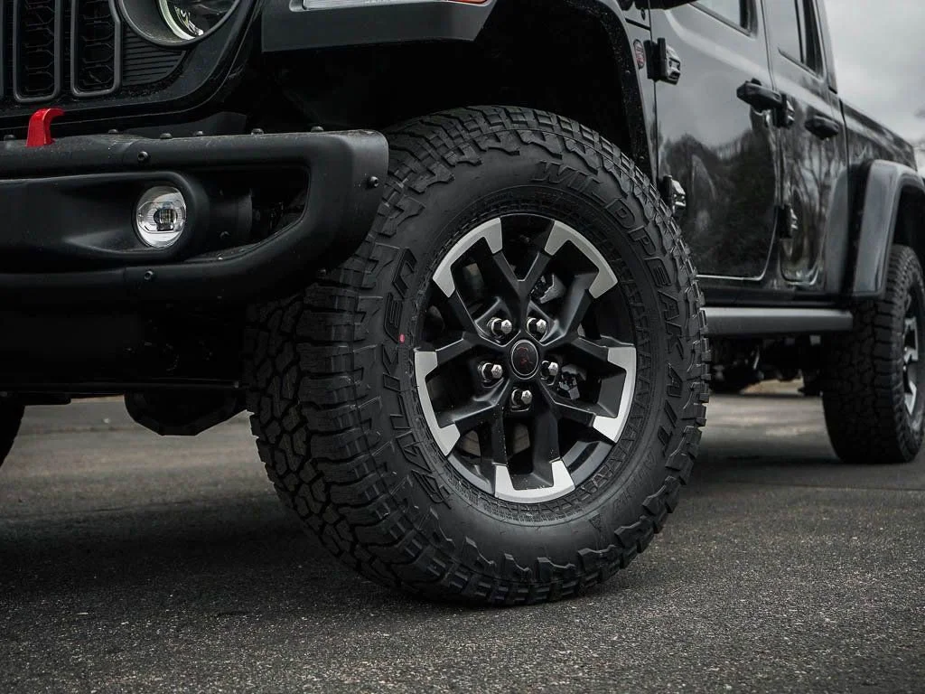 New 2026 Black Clearcoat Jeep Rubicon X image 5