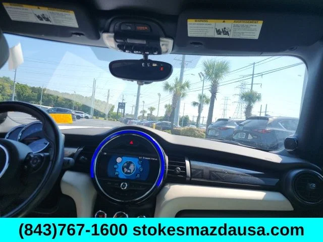 Used 2019 Blue MINI Classic image 1