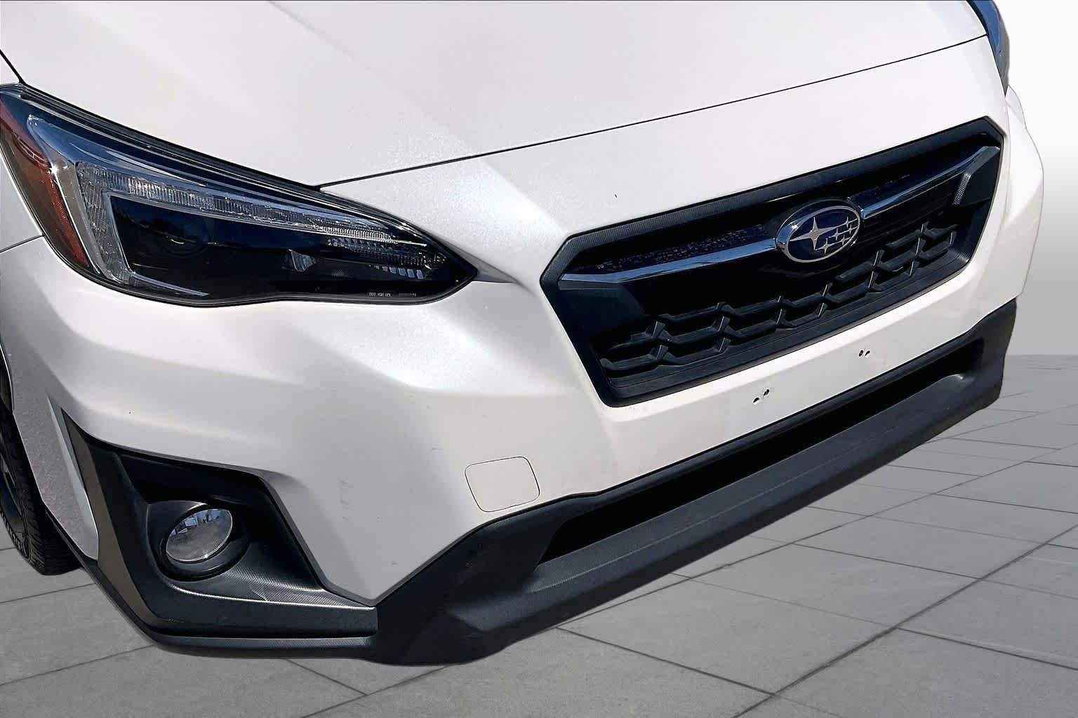 Used 2019 Crystal White Pearl Subaru Limited image 28