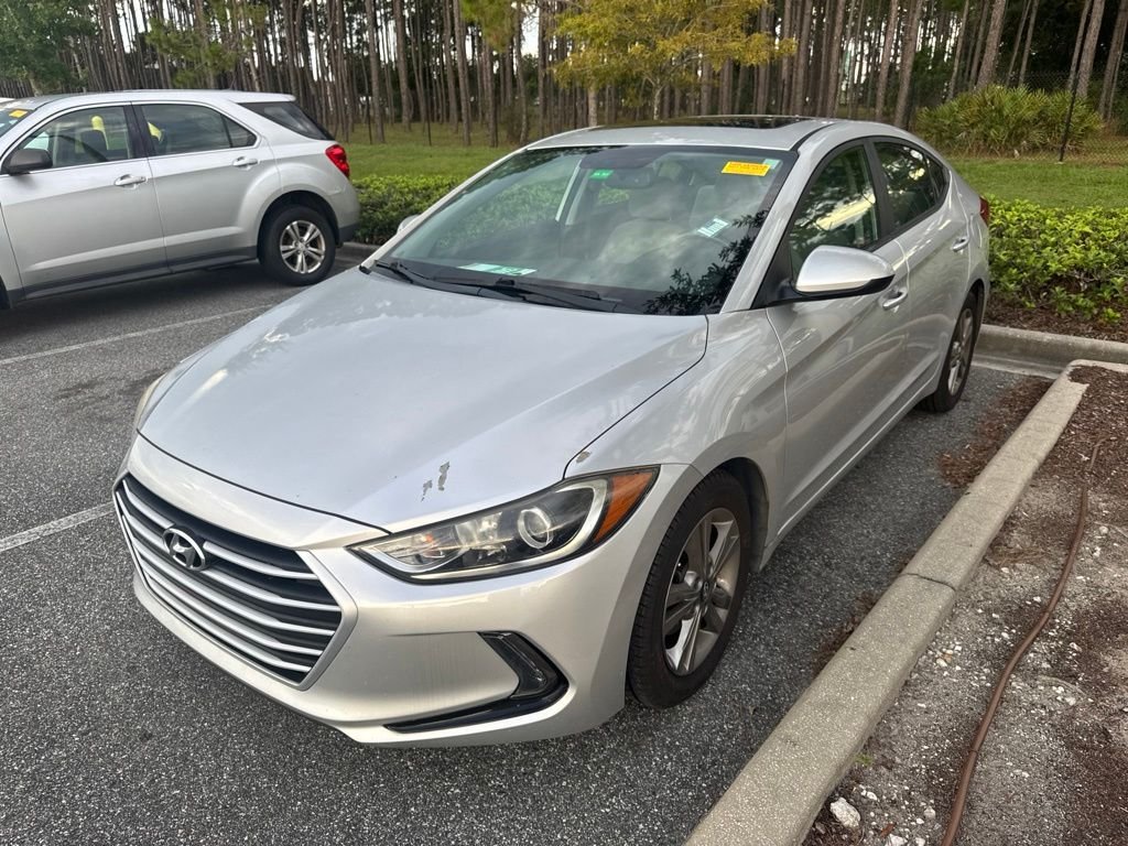 Used 2018 Silver Hyundai Value Edition image 2