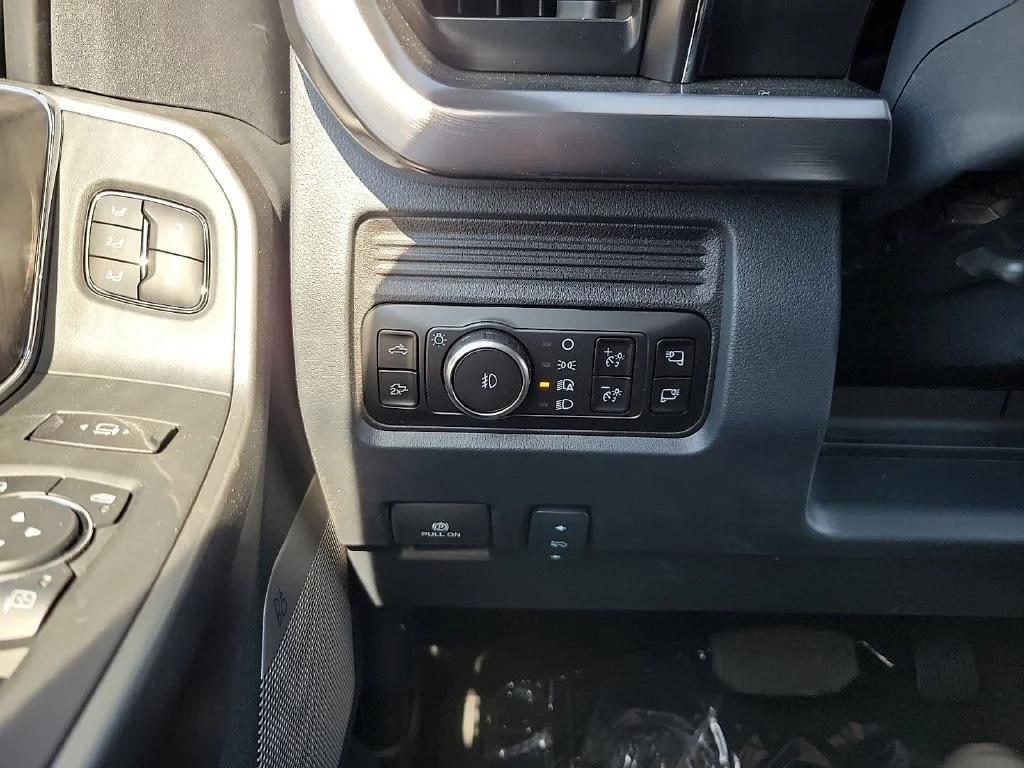 New 2026 Race Red Ford F-250® Lariat® image 15