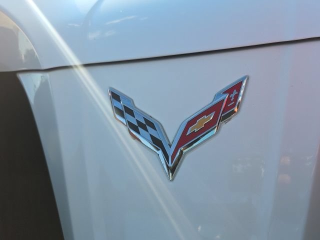 Used 2014 ARCTIC WHITE Chevrolet Z51 2LT image 26