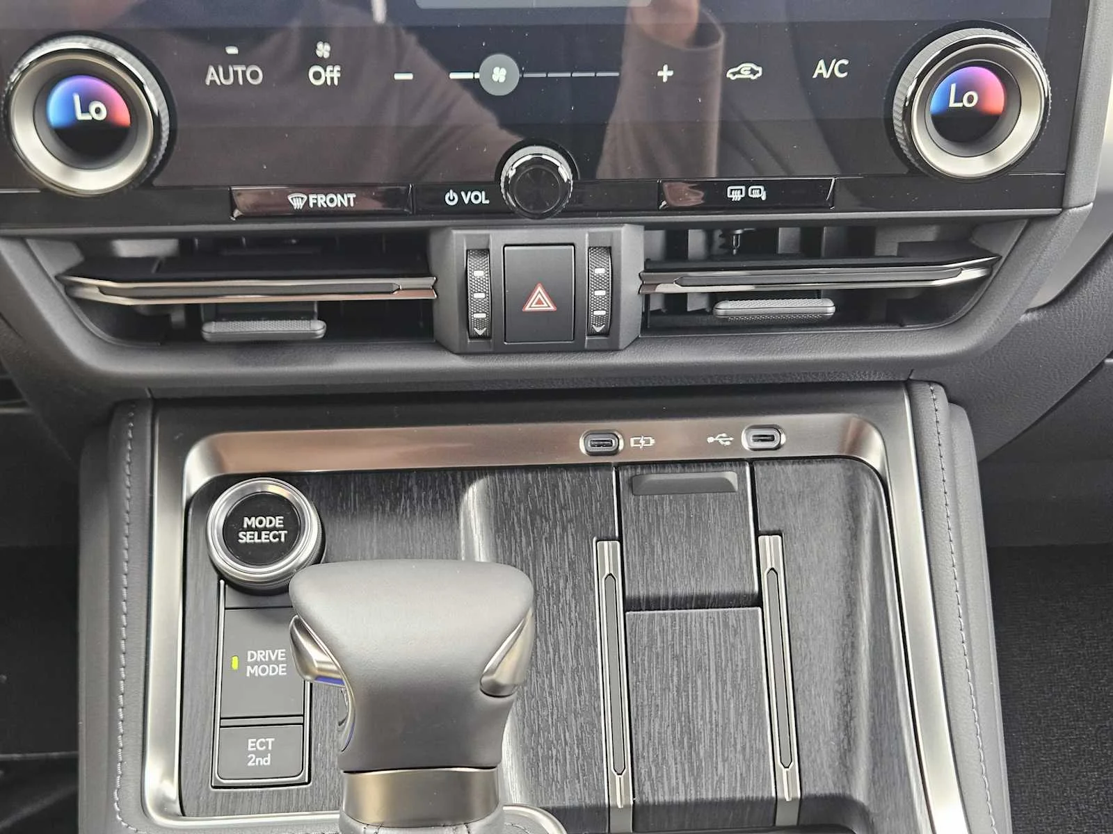Certified Used 2026 CAVIAR Lexus Luxury image 13