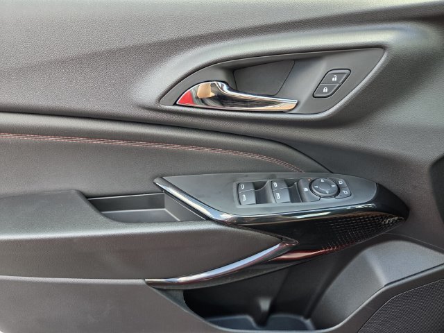 2026 Chevrolet Trax RS - Photo 12