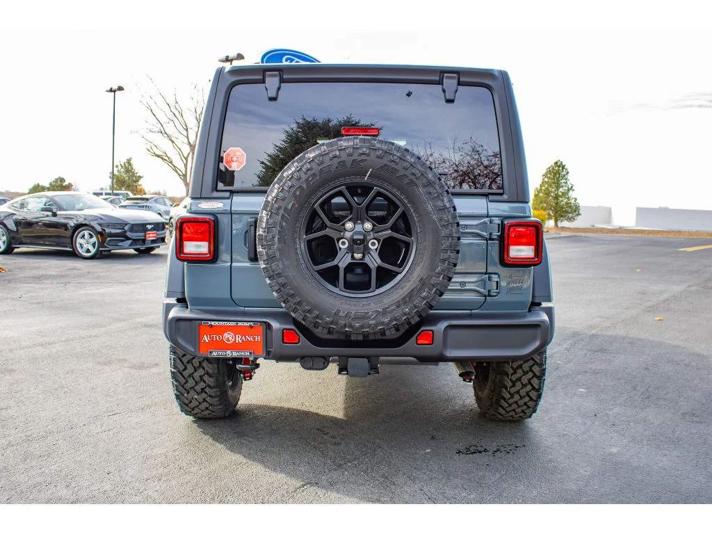 2026 Jeep Wrangler 4-Door Willys - Photo 6