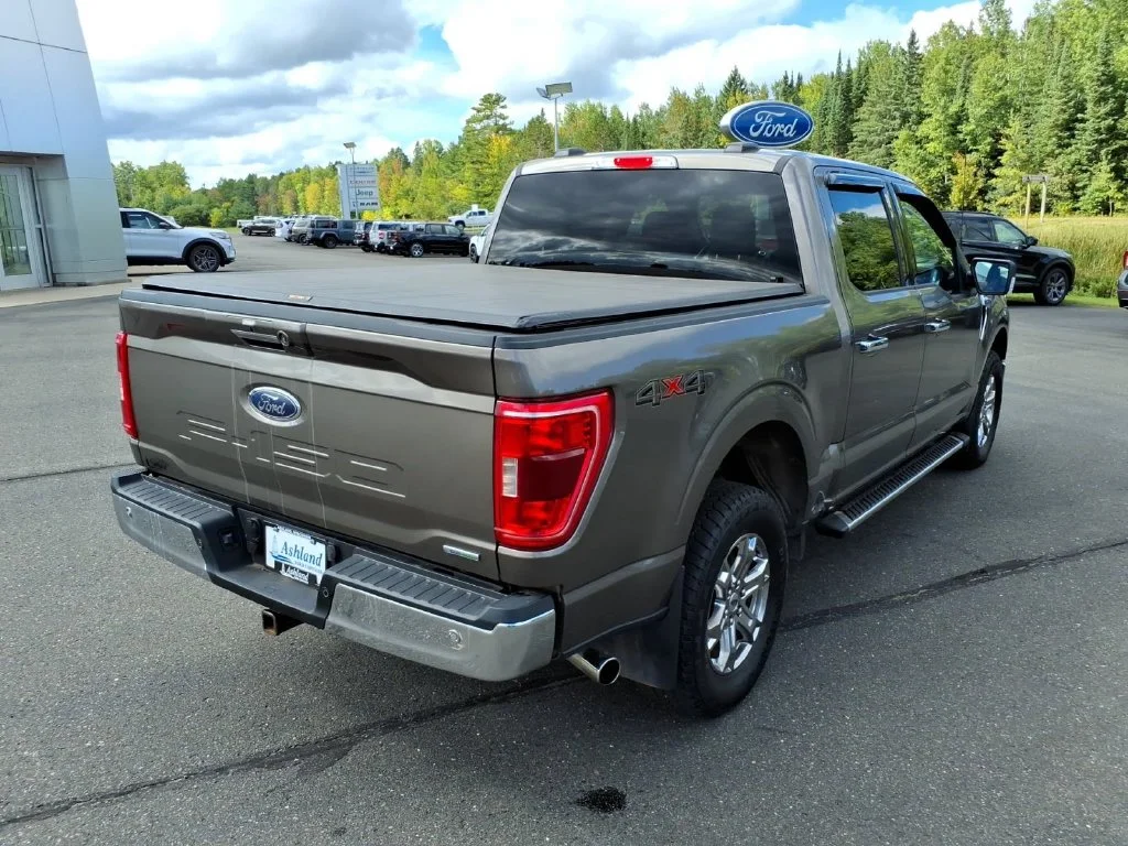 Used 2023 Stone Gray Metallic Ford XLT image 7
