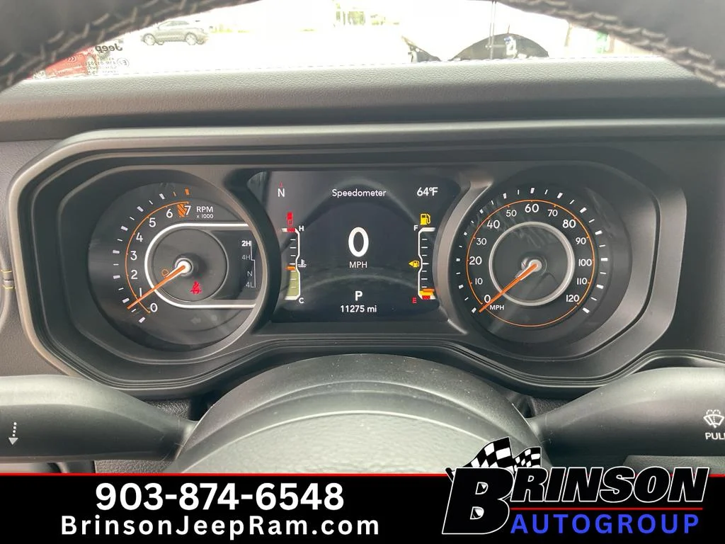 Used 2025 Black Clearcoat Jeep High Tide image 30