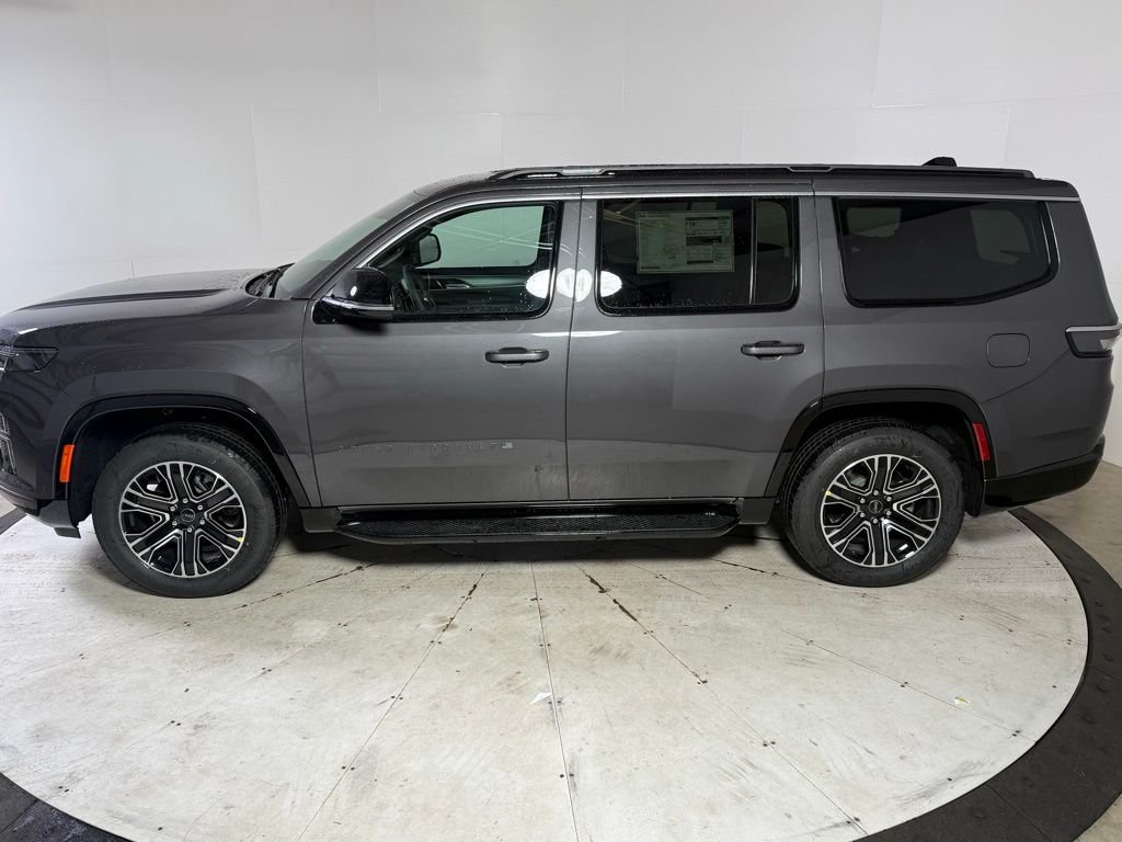 New 2026 Baltic-Gray Metallic Clear-Coat Exterior Paint Jeep  image 4