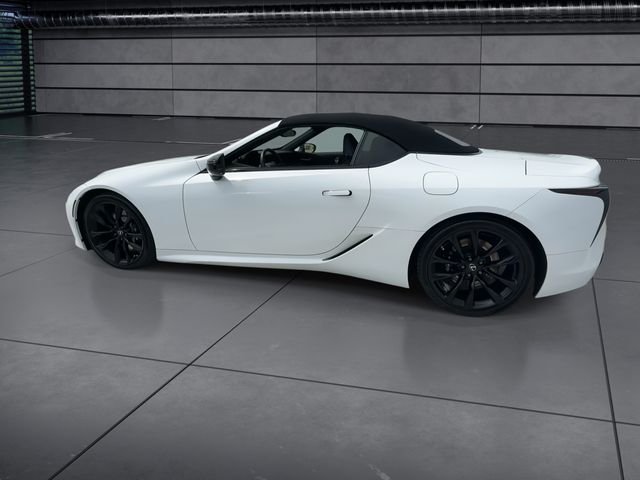 Used 2021 White Lexus 500 image 5