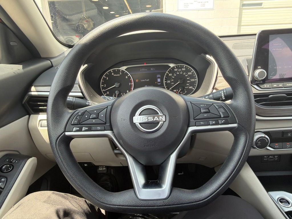 2025 Nissan Altima SV - Photo 27