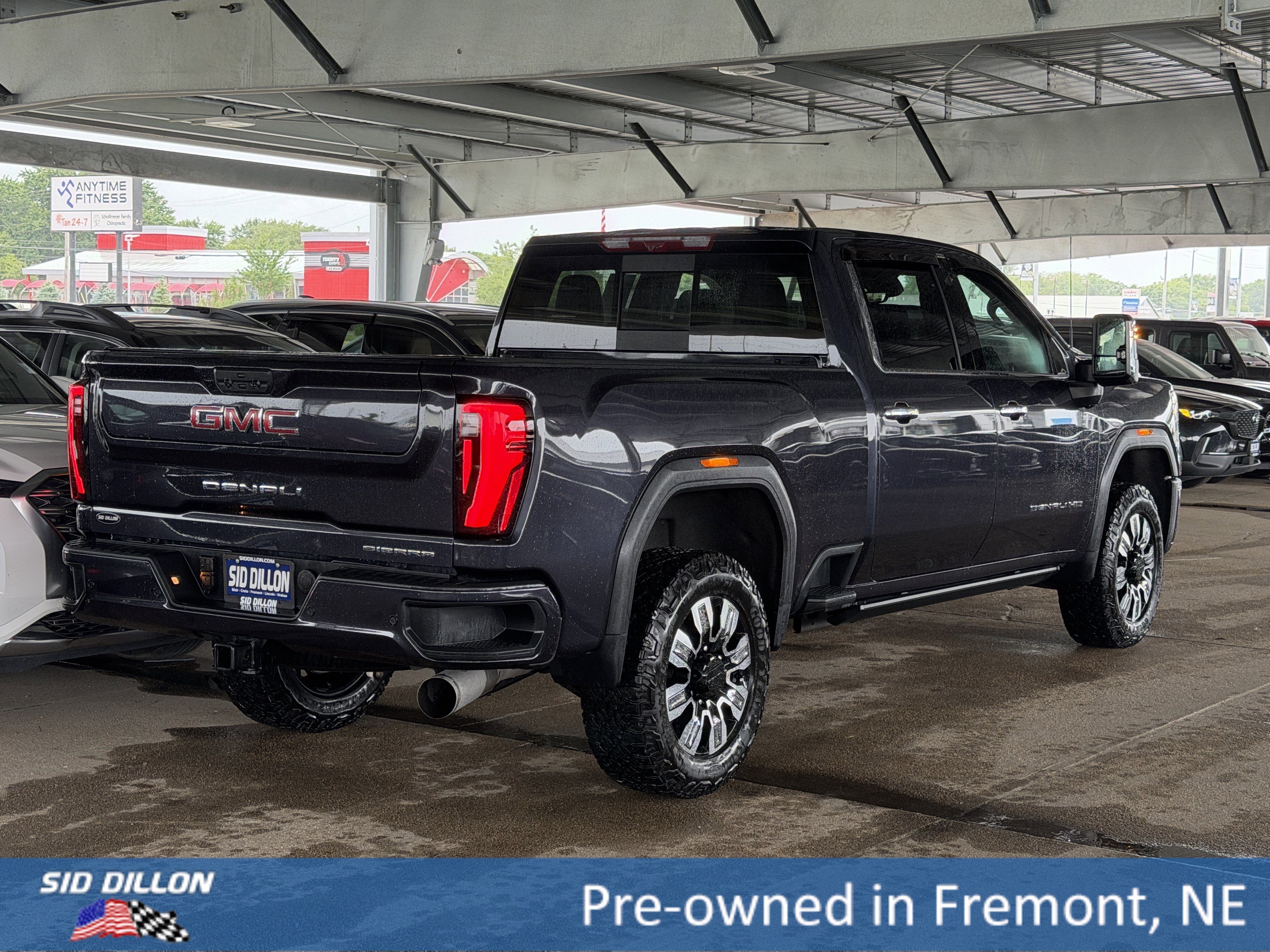 Used 2025 Titanium Rush Metallic GMC Denali image 4