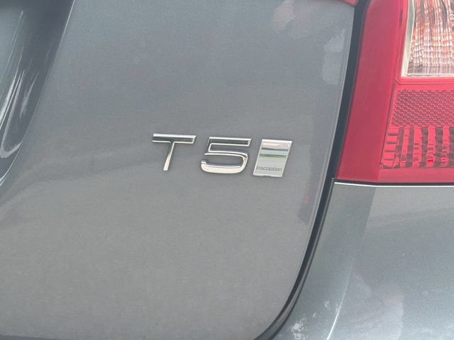 Used 2016 Gray Metallic Volvo T5 Drive-E Premier image 42