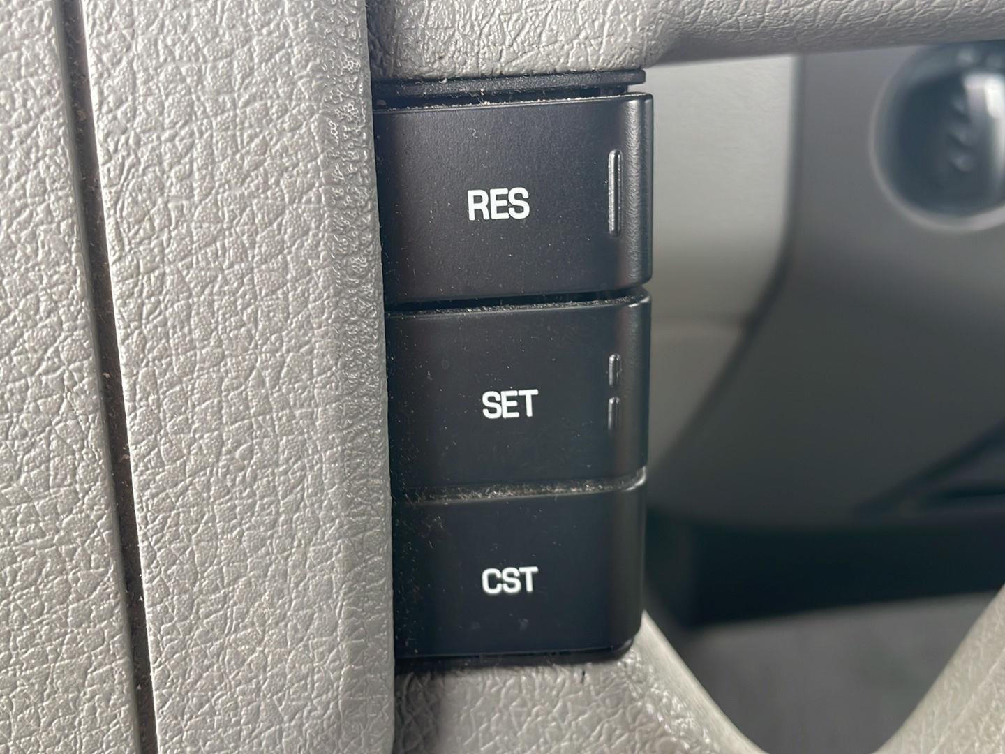 Used 2006  Ford  image 15