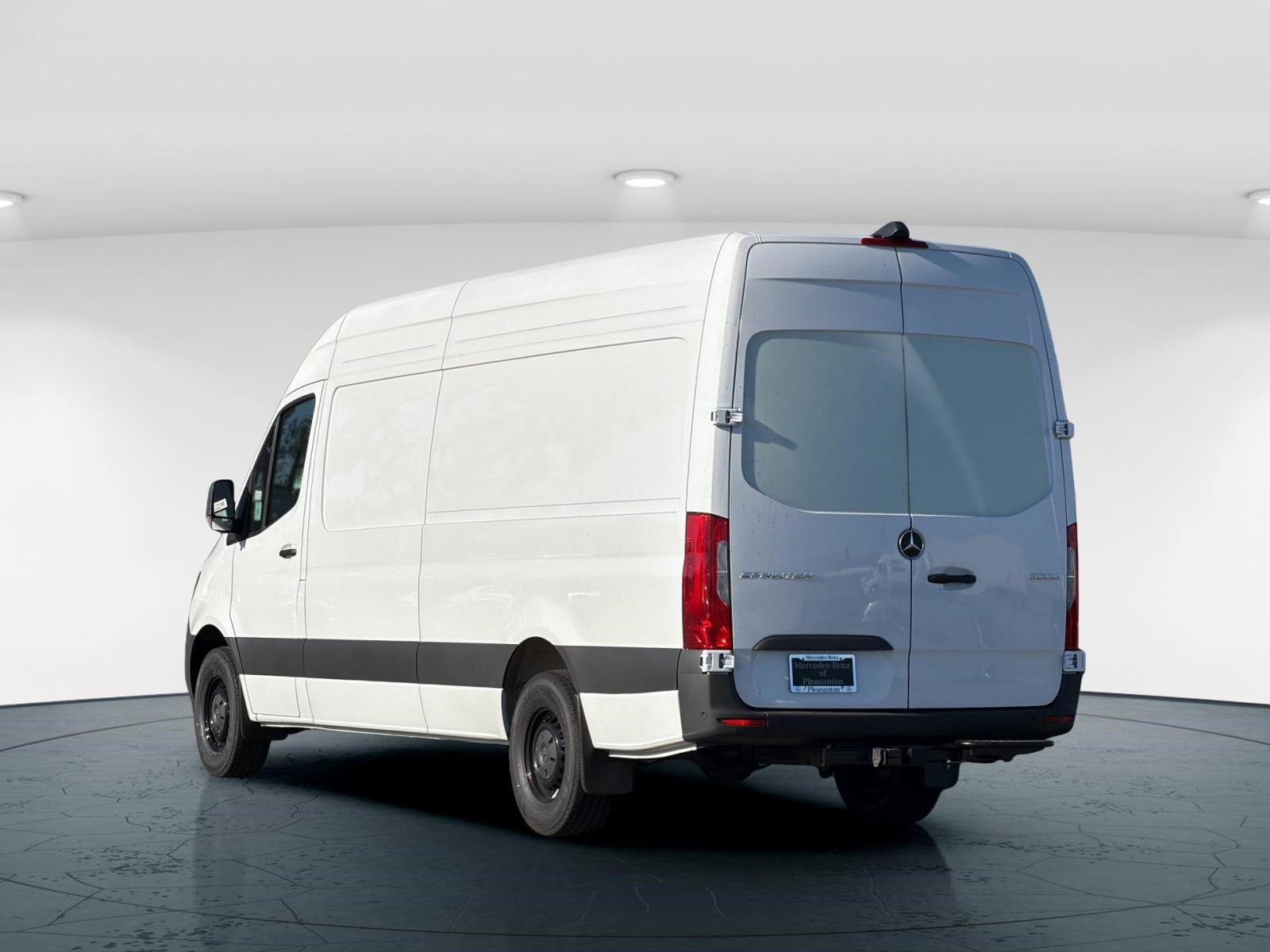 New 2026 Arctic White Mercedes-Benz 2500 High Roof SO Diesel 170 WB image 4