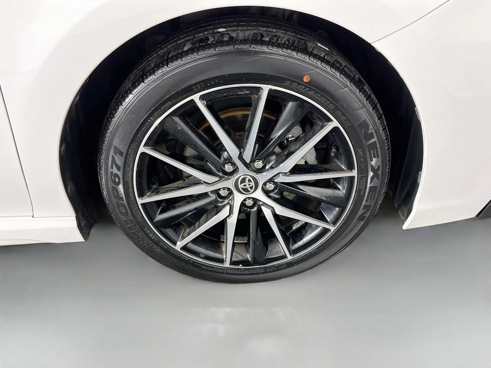 Used 2023 White Toyota SE image 34