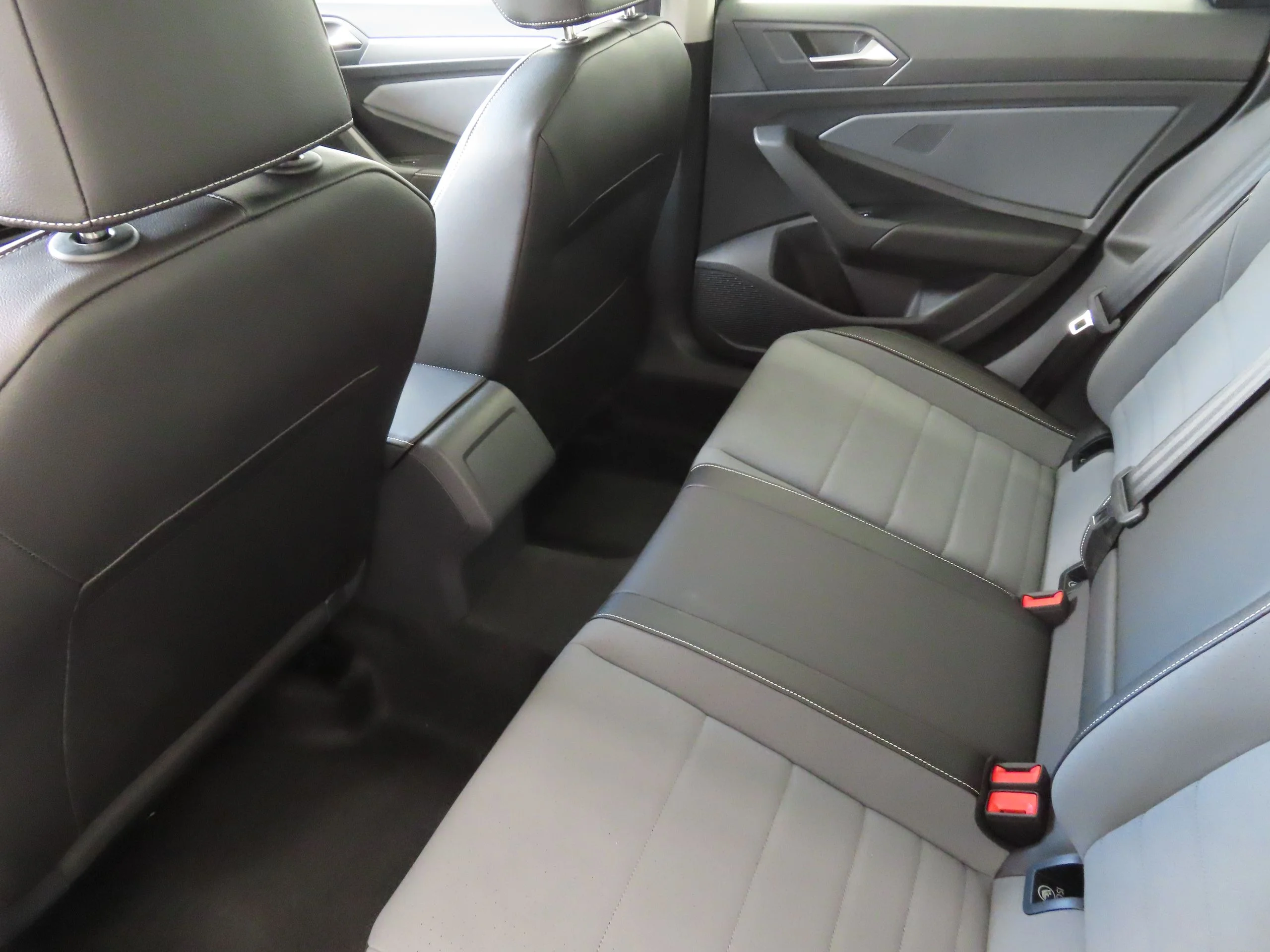 New 2026 Black Volkswagen 1.5T SE image 21