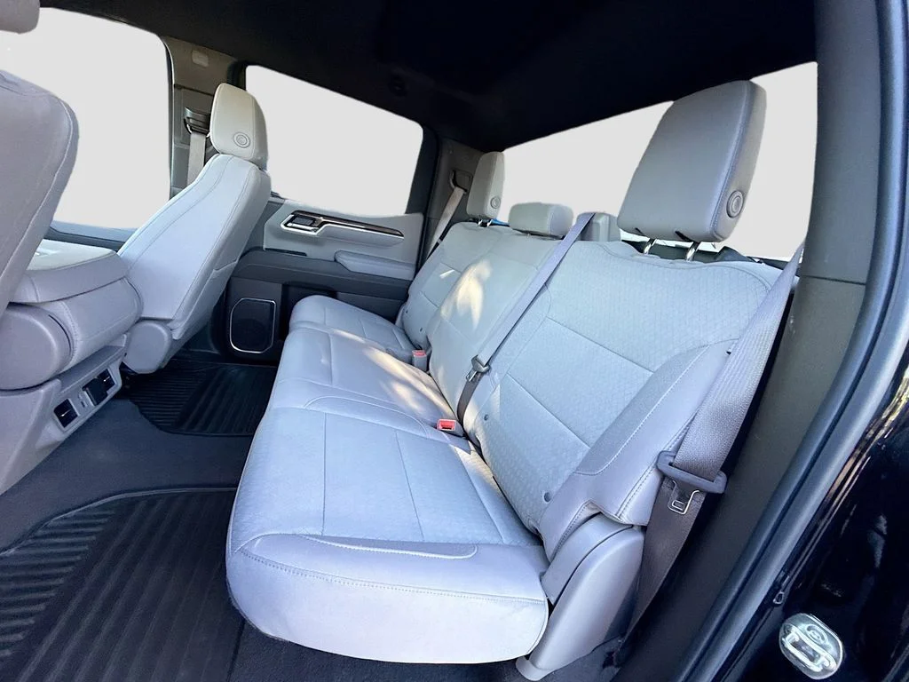 Used 2026 Black Chevrolet RST image 28