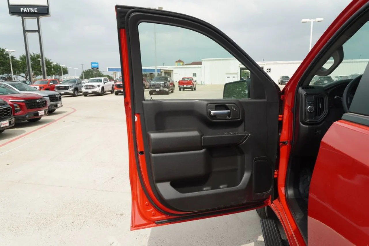 2026 GMC Sierra 1500 Pro - Photo 14