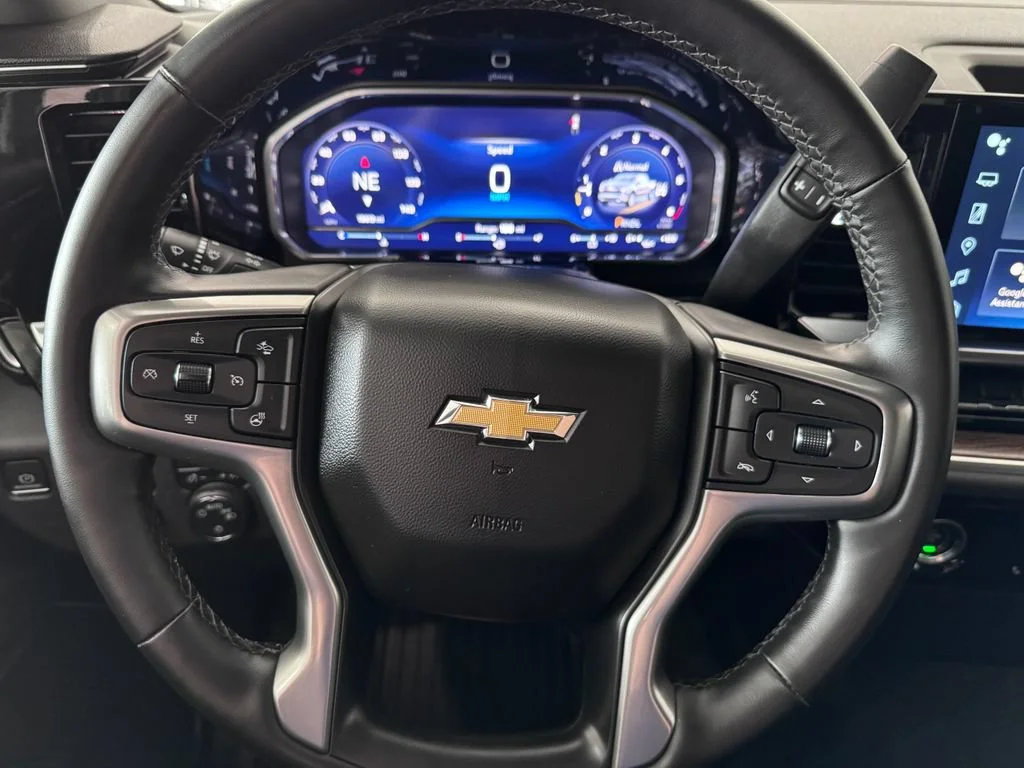 2023 Chevrolet Silverado 1500 LT - Photo 14