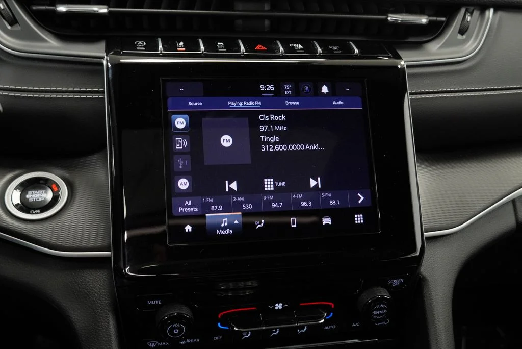 Used 2025 Gray Jeep Laredo image 24