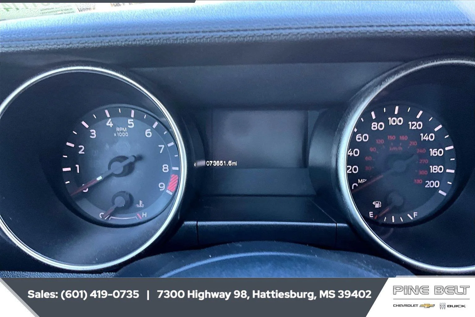 Used 2016 Oxford White Ford Shelby GT350 image 14