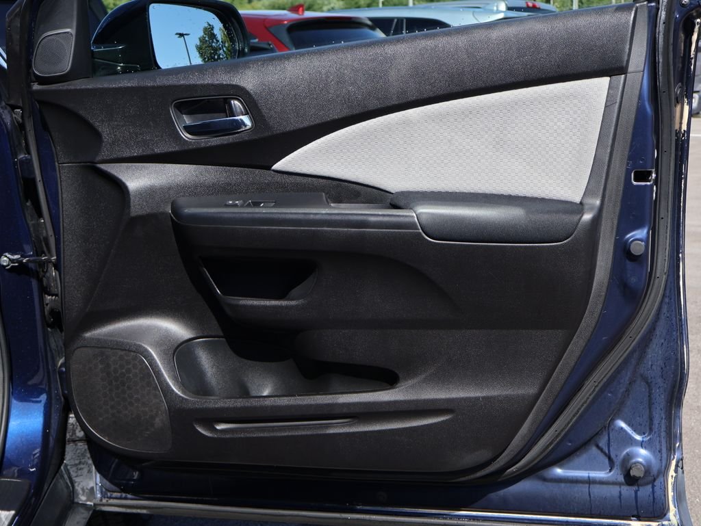 Used 2015  Honda EX image 11