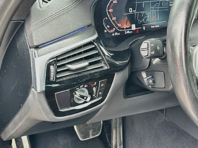 Used 2023 Gray BMW M550i xDrive image 10