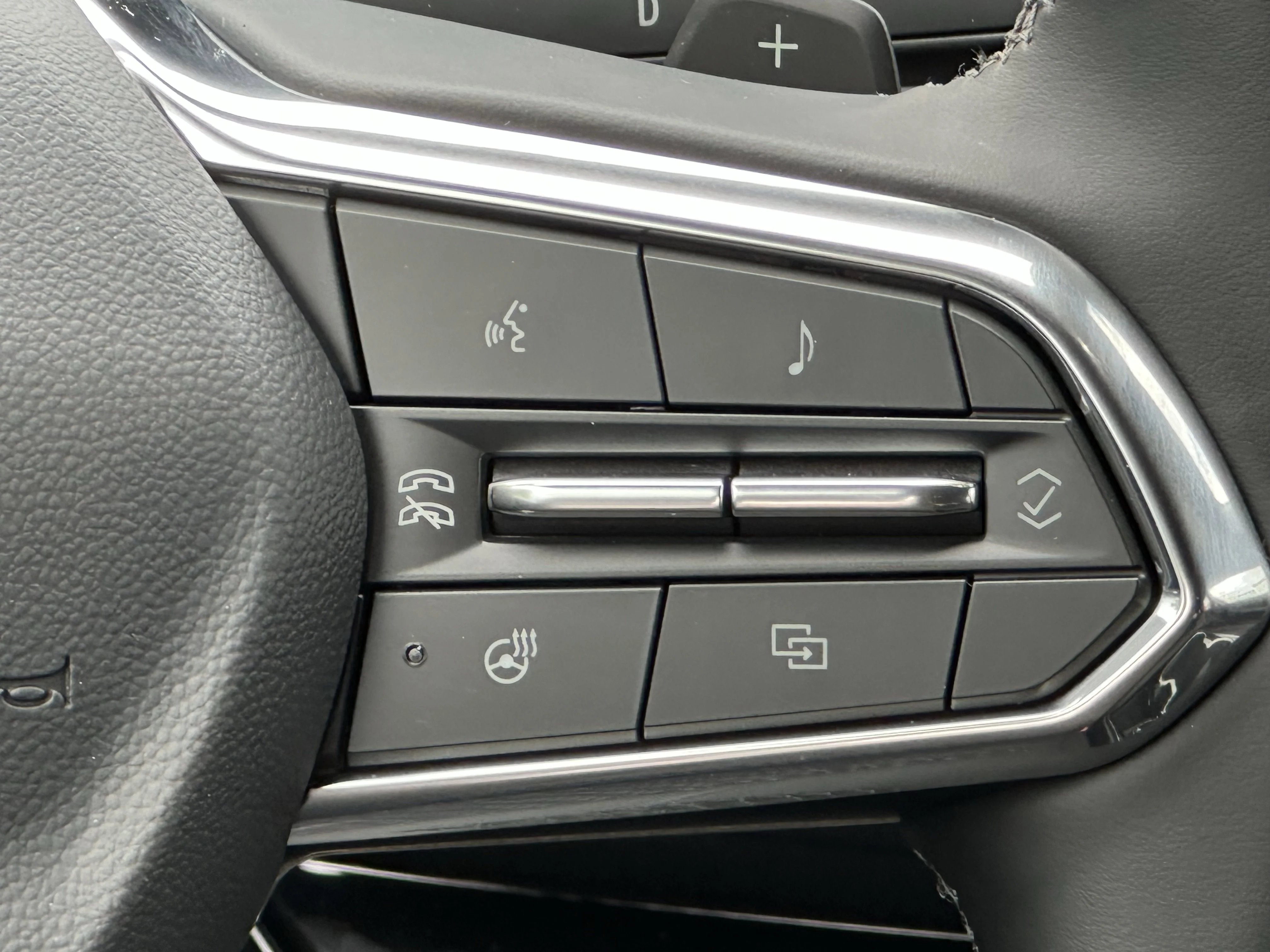 New 2026 Summit White Chevrolet FWD LT image 13
