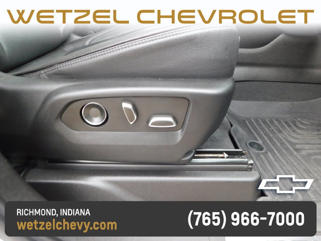 Used 2021 White GMC Denali image 20
