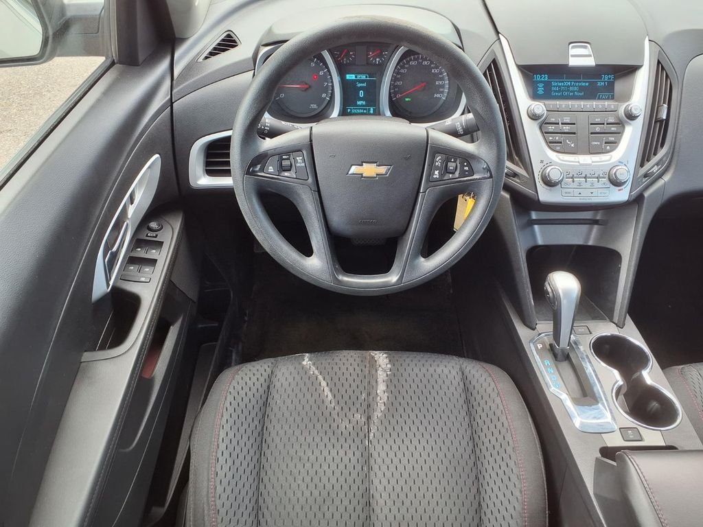 Used 2013 Silver Chevrolet LS image 11