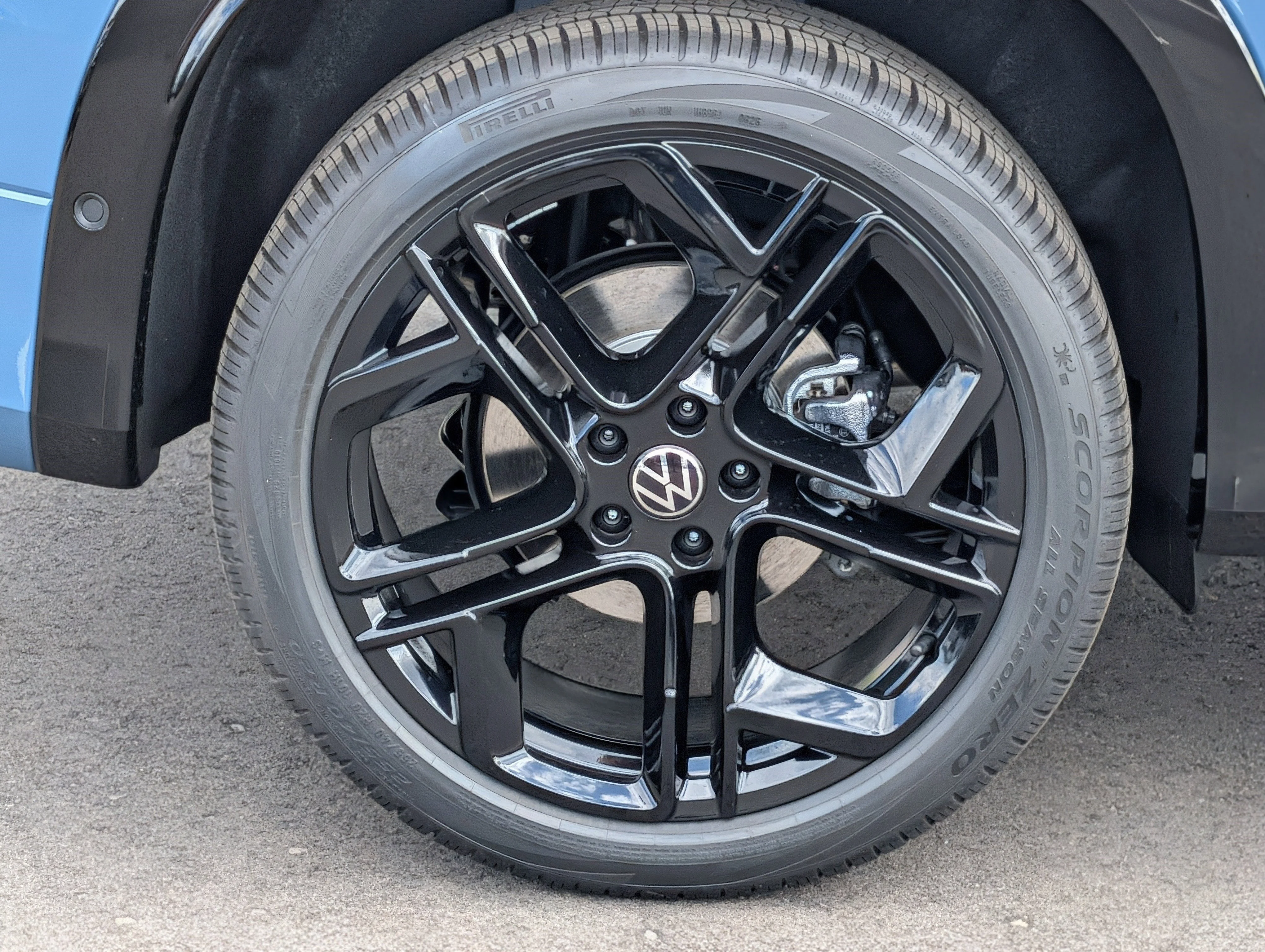 New 2026 Monterey Blue Pearl Volkswagen SE R-Line Black image 5