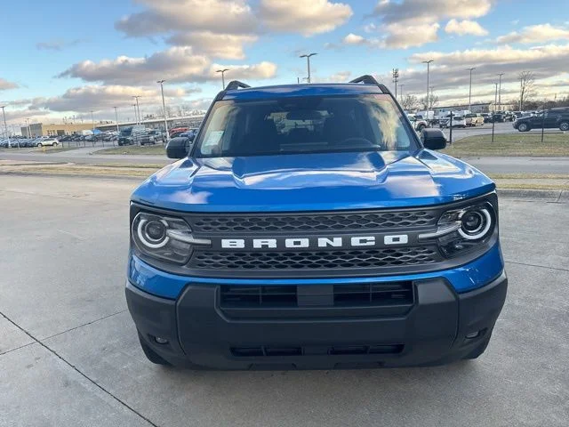 New 2025 Velocity Blue Metallic Ford Big Bend® image 4