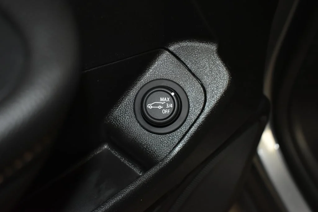 Used 2021 Satin Steel Metallic GMC SLE image 6