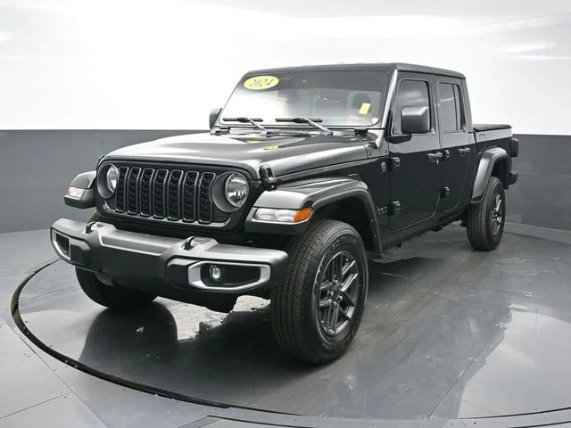 2024 Jeep Gladiator