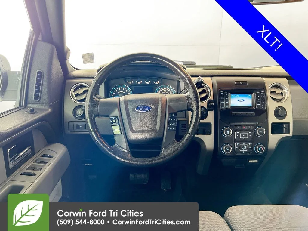 Used 2013 Oxford White Ford XLT image 23
