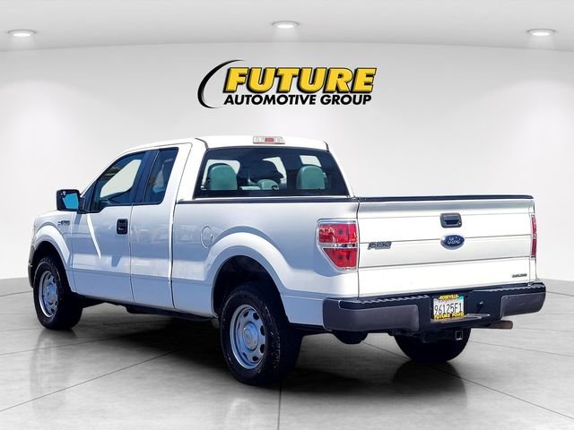 Used 2013 White Ford XL image 6