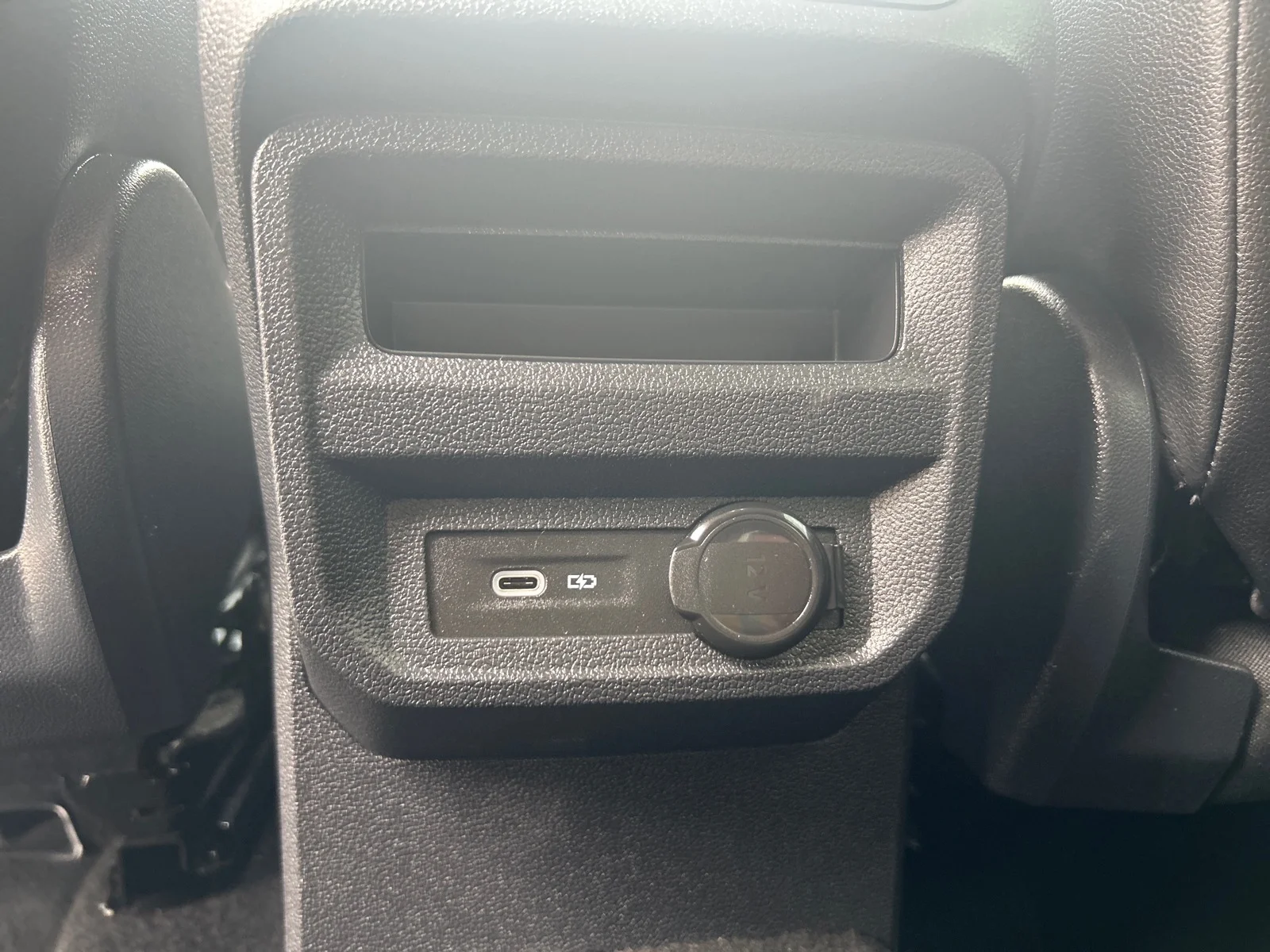 Used 2023 Gray Volkswagen 2.0T SE 4MOTION image 24