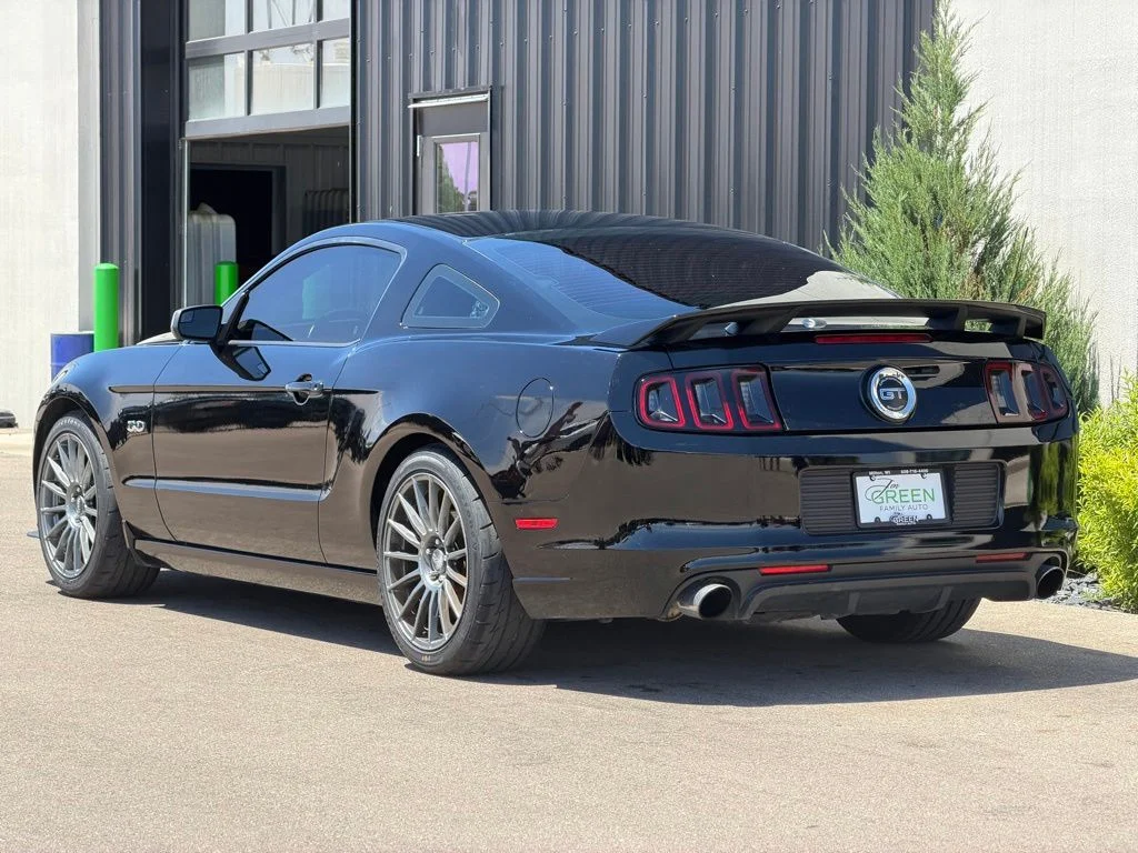 Used 2013 Black Ford GT Premium image 3