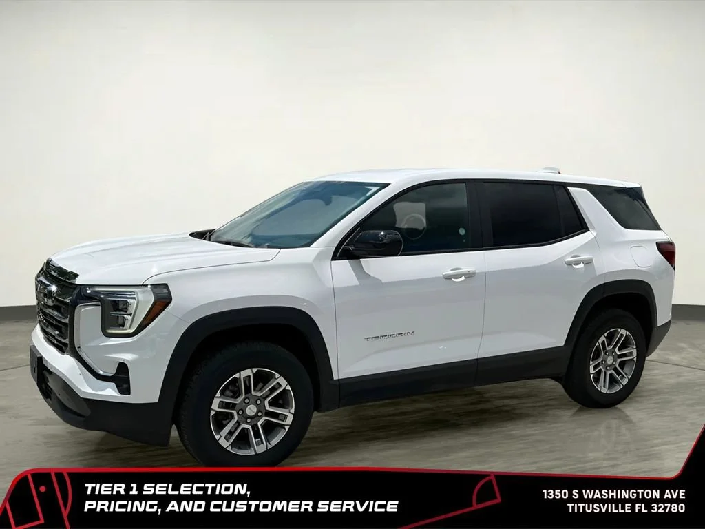 Used 2025 Summit White GMC Elevation image 2