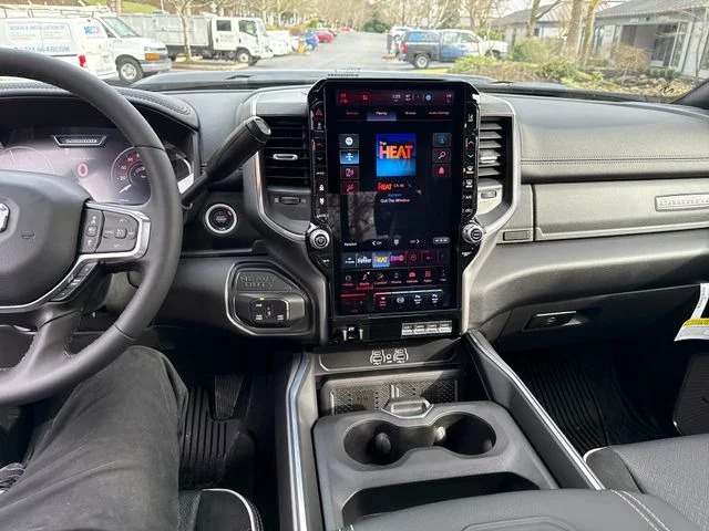 2025 RAM 2500 Laramie - Photo 21