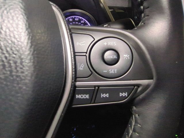 Used 2021 Midnight Black Metallic Toyota XLE image 16