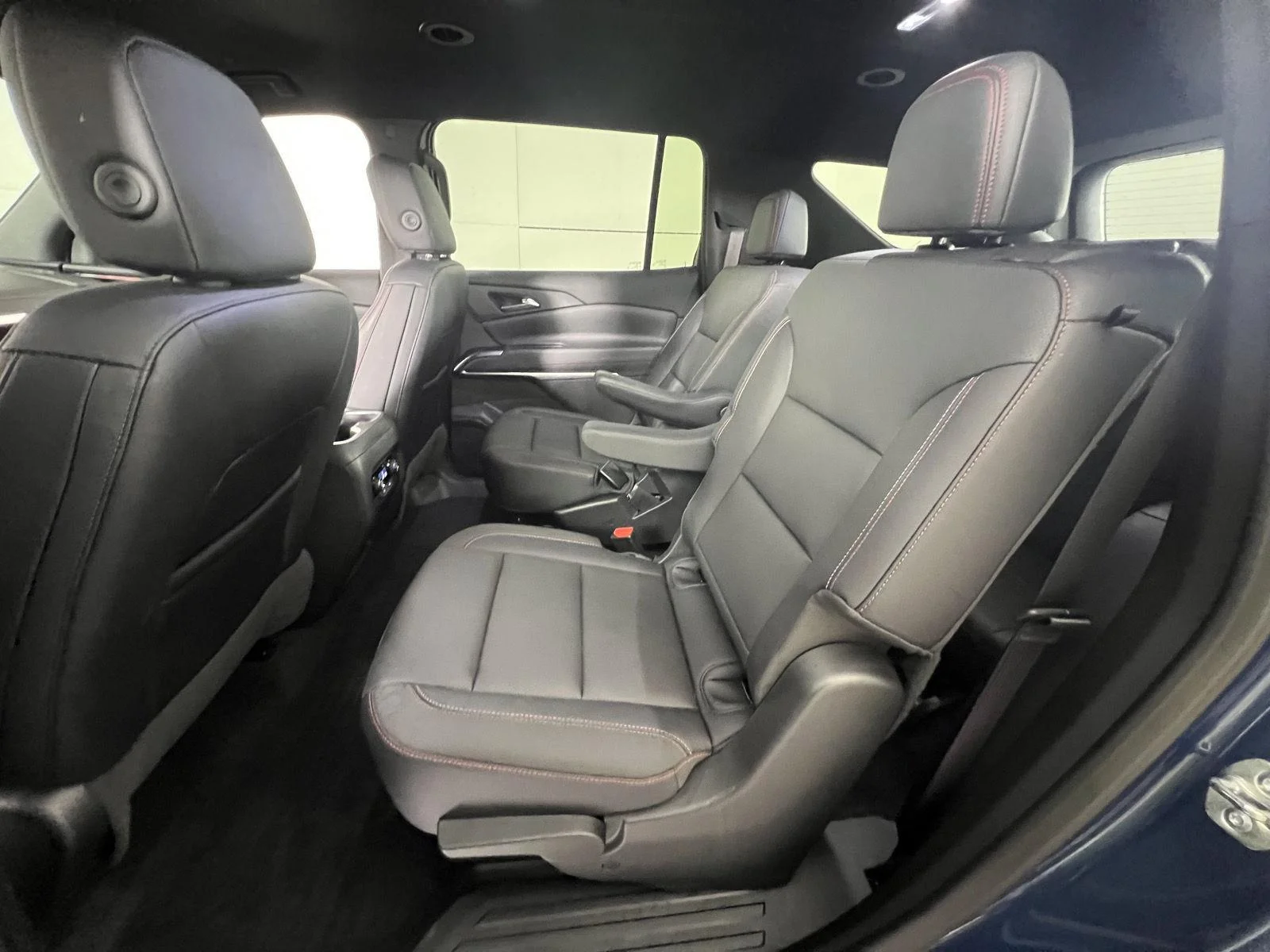 Used 2025 Lakeshore Blue Chevrolet Z71 image 21