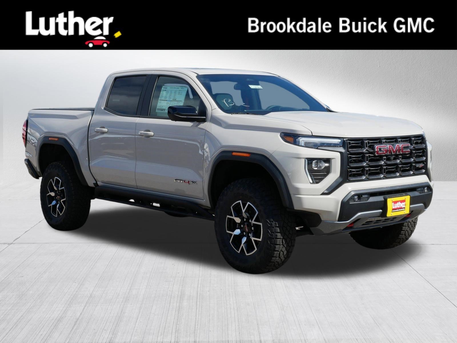 2026 GMC Canyon 4WD AT4X Crew Cab Short Box's photo