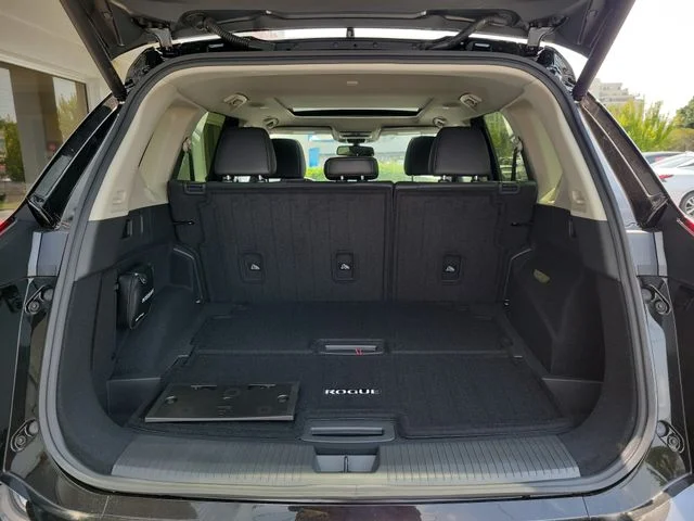 2026 Nissan Rogue Platinum - Photo 6