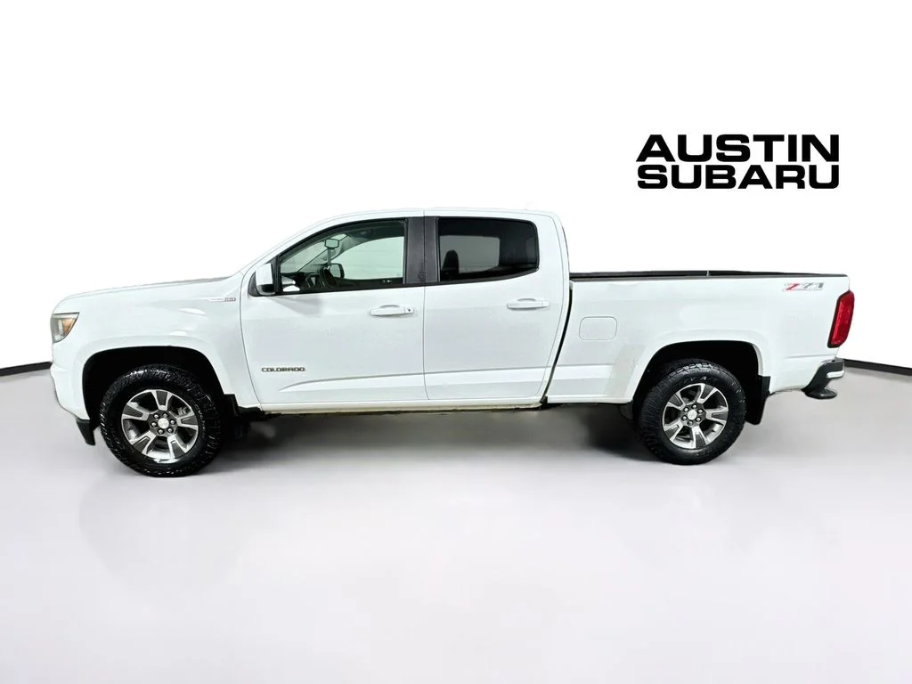 Used 2017 White Chevrolet Z71 image 4