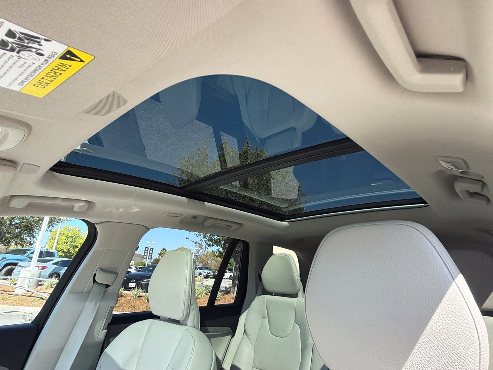 2024 Volvo XC90 Plus - Photo 22