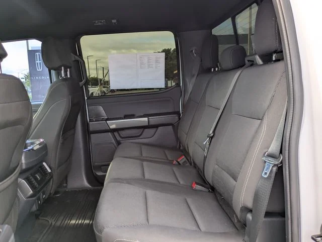 Certified Used 2023 Oxford White Ford XLT image 14